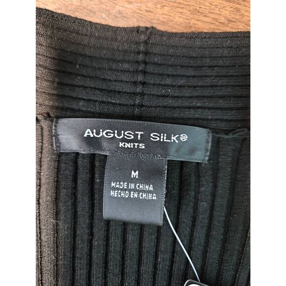 August Silk Knit V Neck Black Top Womens size Medium NEW WITH TAGS - Picture 6 of 8
